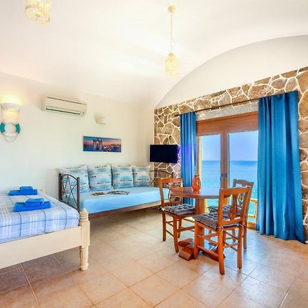 Plaka Beach Cottages 외부 사진