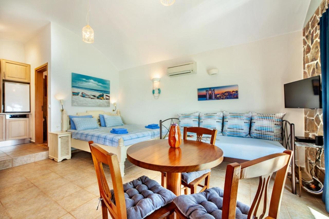 Plaka Beach Cottages 외부 사진