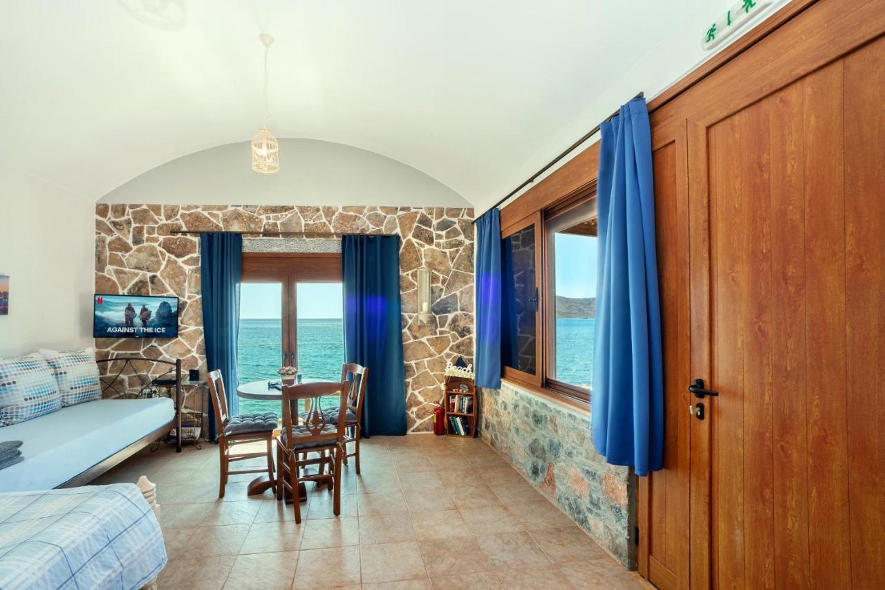 Plaka Beach Cottages 외부 사진
